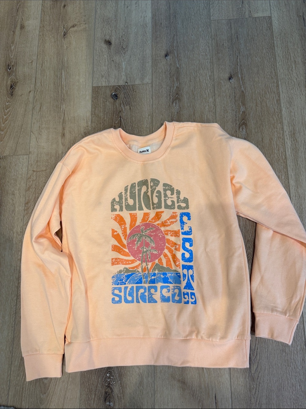 Hurley Peach Crewneck Sweatshirt with Surf Graphic